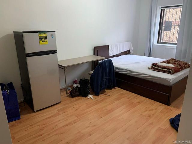 140-40 34th Avenue 4A, Flushing, NY 11354