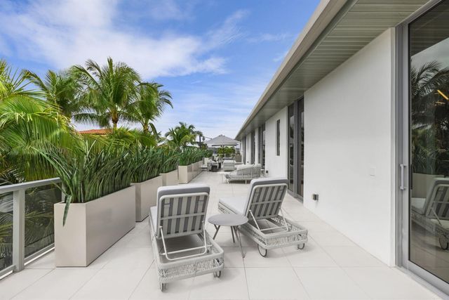 1625 S Ocean Boulevard 11, Delray Beach, FL 33483