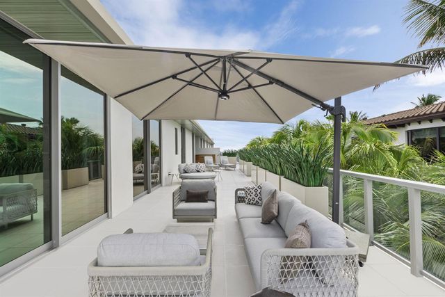 1625 S Ocean Boulevard 11, Delray Beach, FL 33483