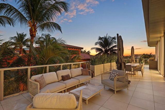 1625 S Ocean Boulevard 11, Delray Beach, FL 33483