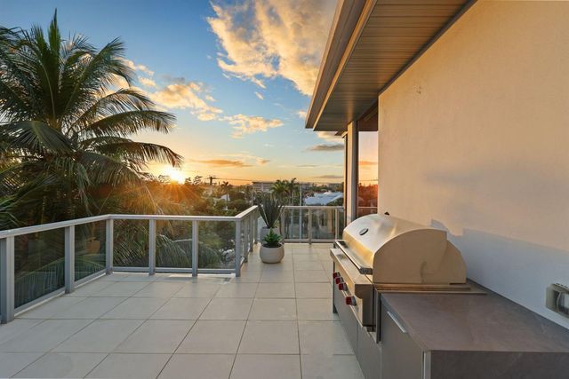 1625 S Ocean Boulevard 11, Delray Beach, FL 33483