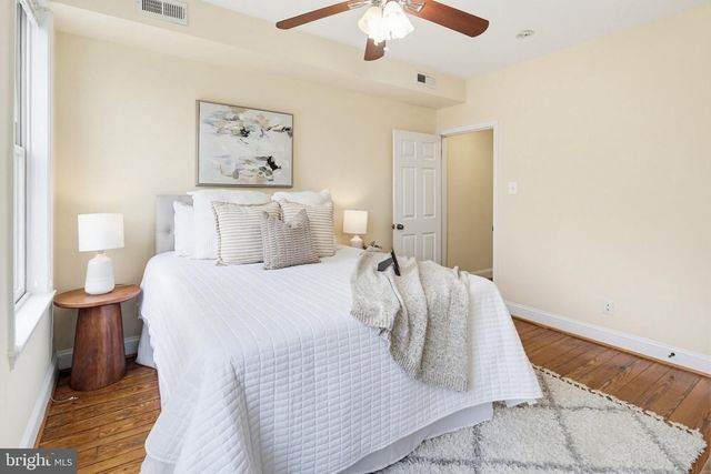 835 W CROSS ST, Baltimore, MD 21230