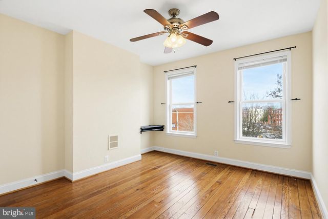 835 W CROSS ST, Baltimore, MD 21230