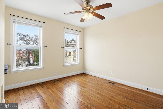 835 W CROSS ST, Baltimore, MD 21230