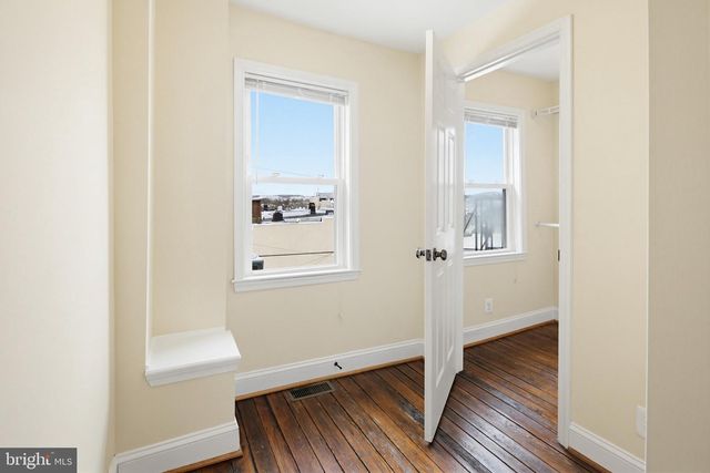 835 W CROSS ST, Baltimore, MD 21230