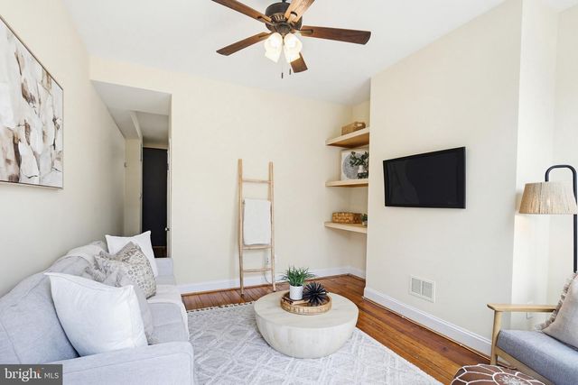 835 W CROSS ST, Baltimore, MD 21230