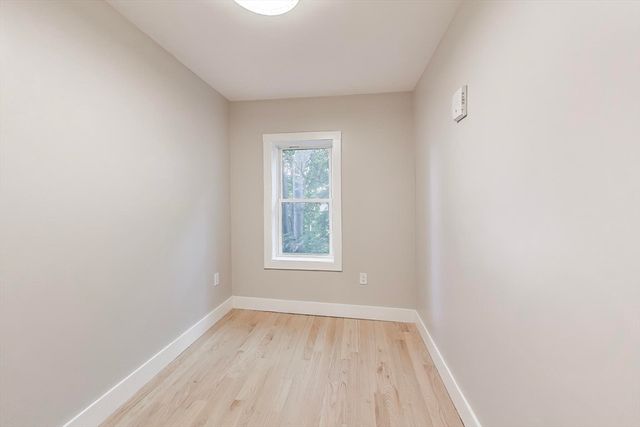 35 Delle Ave 4, Boston, MA 02120