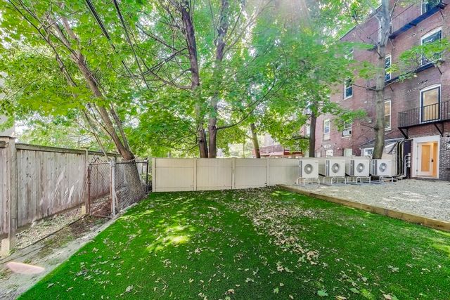 35 Delle Ave 4, Boston, MA 02120