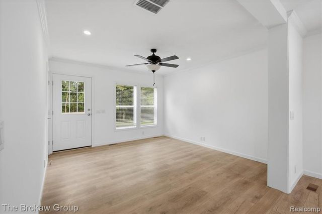 4231 Sugar Maple Run, Flint, MI 48506
