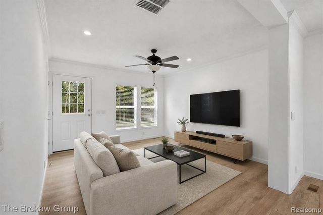 4231 Sugar Maple Run, Flint, MI 48506