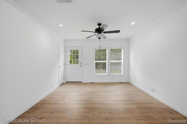 4231 Sugar Maple Run, Flint, MI 48506
