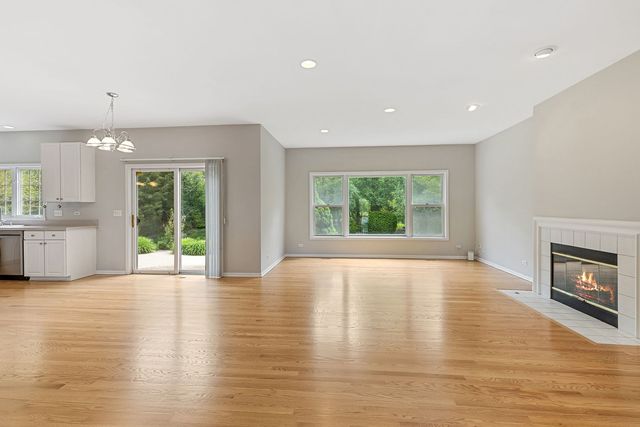 1311 Callen Lane, Des Plaines, IL 60016