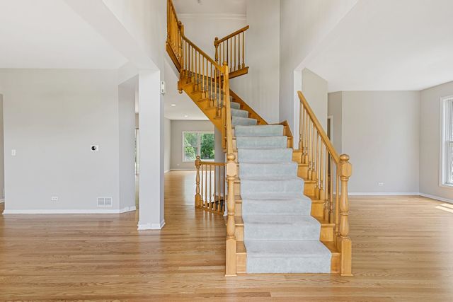 1311 Callen Lane, Des Plaines, IL 60016