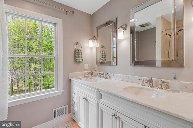 8412 RIVERSIDE ROAD, Alexandria, VA 22308