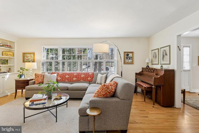 5 BIRCHWOOD CT, Princeton Junction, NJ 08550