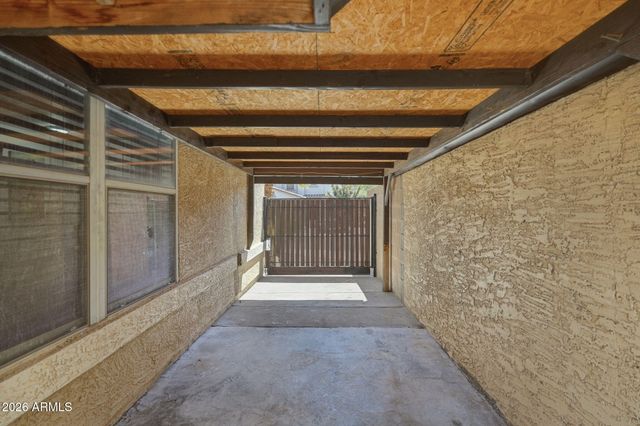 2952 S MANDY Circle, Mesa, AZ 85212