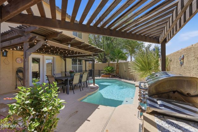 2952 S MANDY Circle, Mesa, AZ 85212