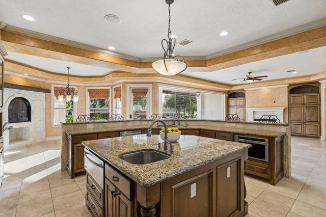 2811 Hinkles Ferry, Richmond, TX 77406