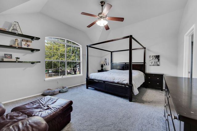 136 Old Spanish Trail, Waxahachie, TX 75167