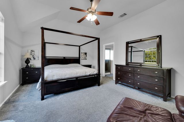 136 Old Spanish Trail, Waxahachie, TX 75167