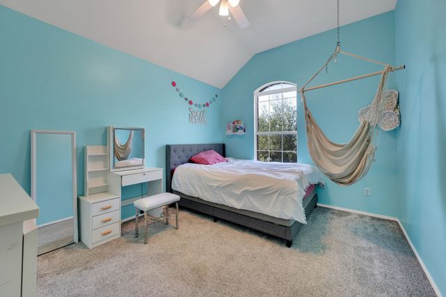 136 Old Spanish Trail, Waxahachie, TX 75167