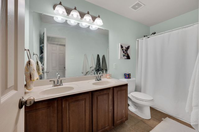 136 Old Spanish Trail, Waxahachie, TX 75167