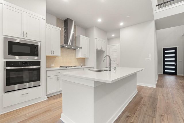 101 Old Woods Road, Liberty Hill, TX 78642