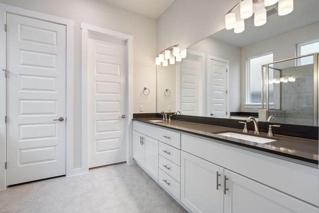 101 Old Woods Road, Liberty Hill, TX 78642