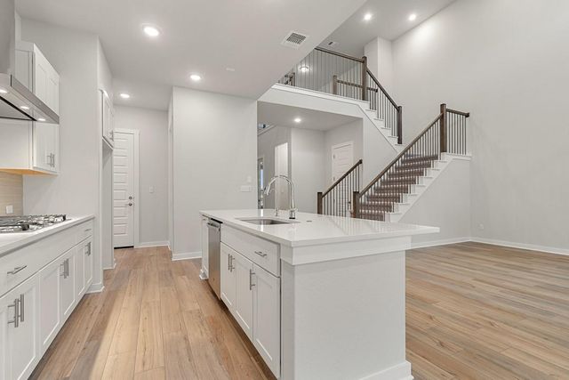 101 Old Woods Road, Liberty Hill, TX 78642