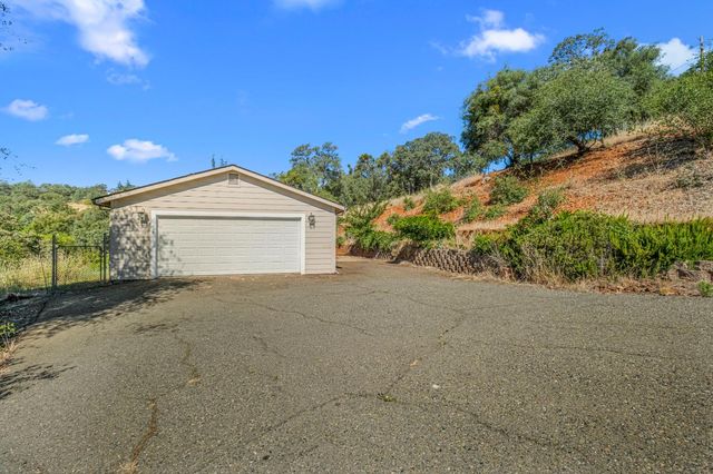 6275 Galena Dr, El Dorado, CA 95623