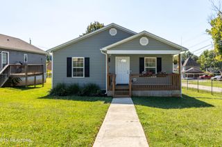 524 NE Midlake Drive Northeast Drive, Knoxville, TN 37918
