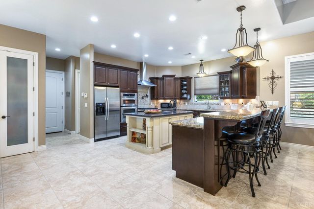2722 Meadow Court, Hanford, CA 93230