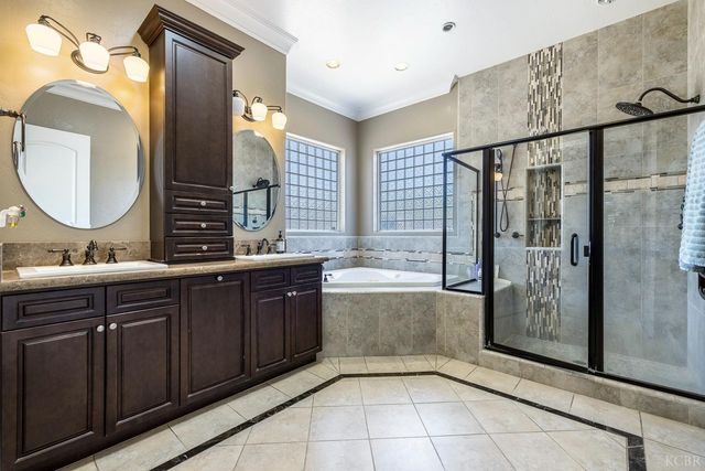 2722 Meadow Court, Hanford, CA 93230