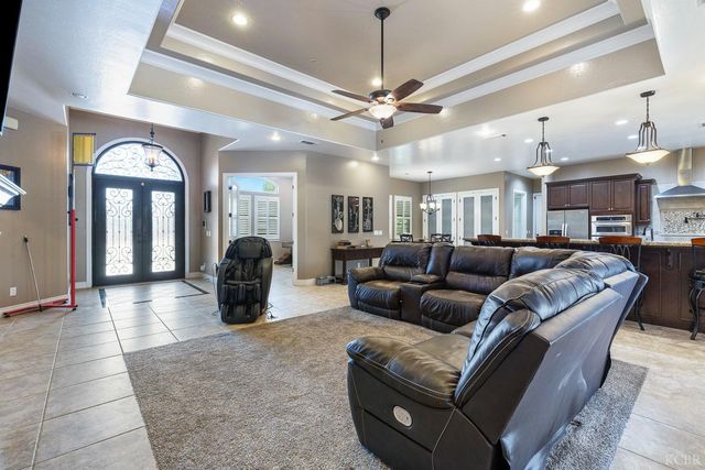 2722 Meadow Court, Hanford, CA 93230