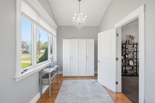 8 Lisa Rd, Peabody, MA 01960