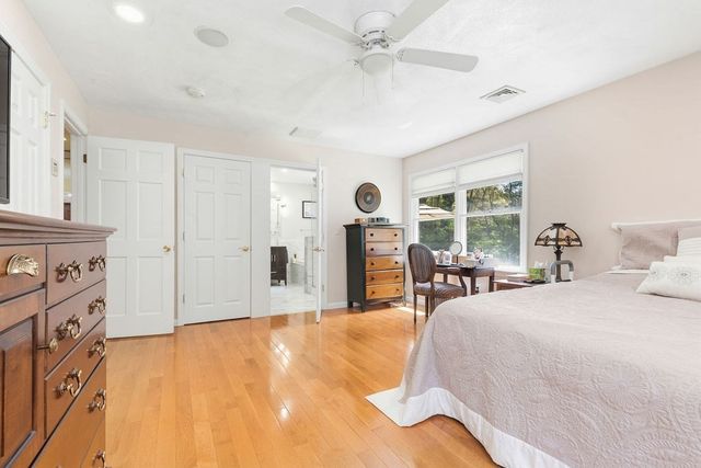795 Maple St, Mansfield, MA 02048