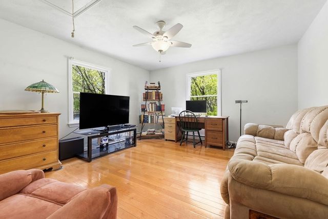 795 Maple St, Mansfield, MA 02048