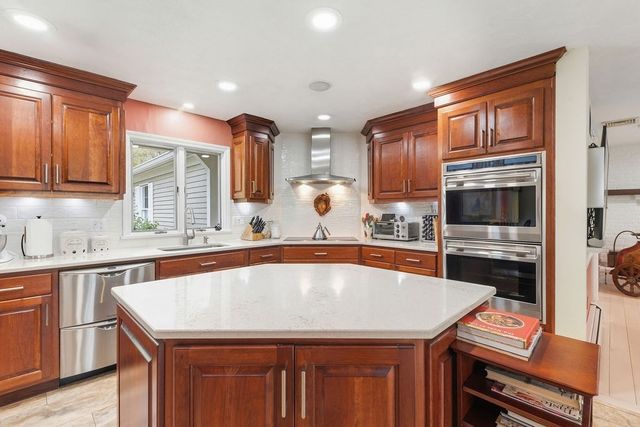 795 Maple St, Mansfield, MA 02048