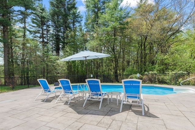 795 Maple St, Mansfield, MA 02048