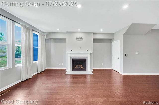 4685 Broomfield Way, Lake Orion, MI 48359