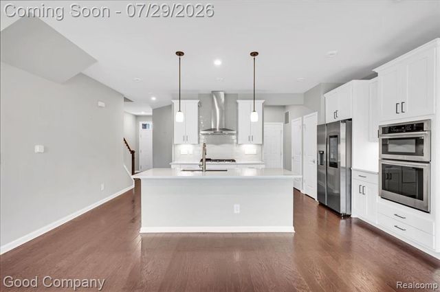 4685 Broomfield Way, Lake Orion, MI 48359
