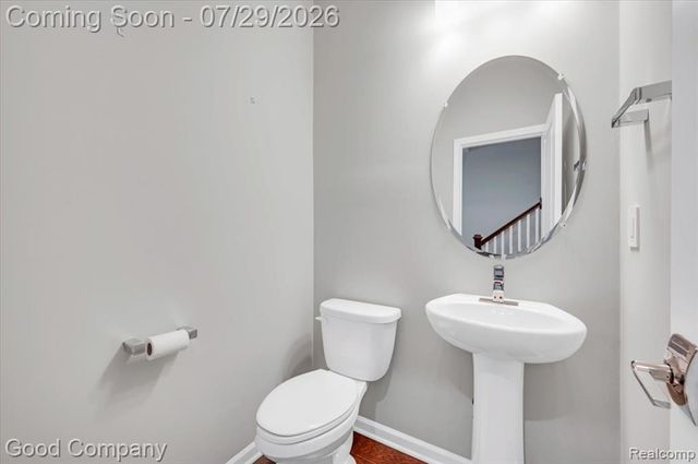 4685 Broomfield Way, Lake Orion, MI 48359