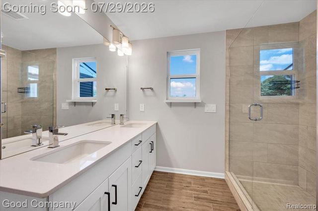 4685 Broomfield Way, Lake Orion, MI 48359