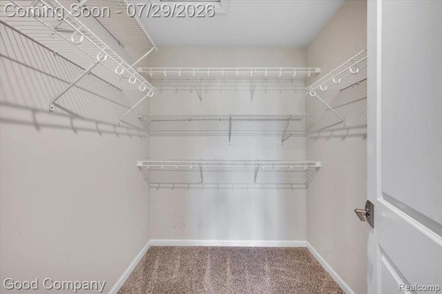4685 Broomfield Way, Lake Orion, MI 48359