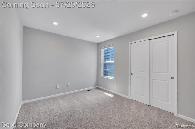 4685 Broomfield Way, Lake Orion, MI 48359