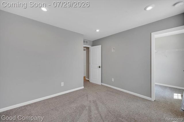 4685 Broomfield Way, Lake Orion, MI 48359