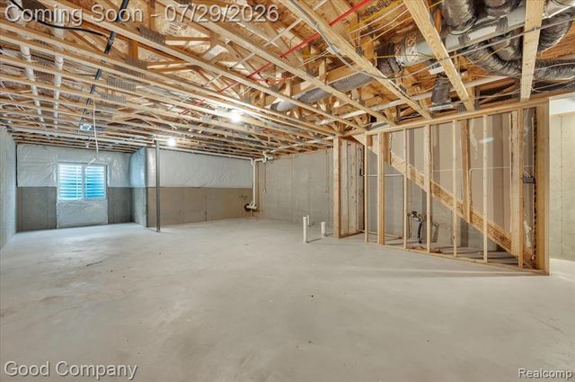 4685 Broomfield Way, Lake Orion, MI 48359