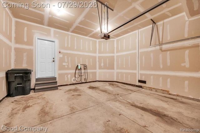 4685 Broomfield Way, Lake Orion, MI 48359