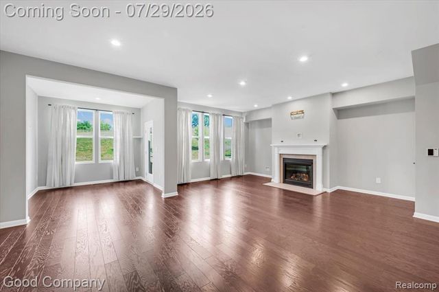 4685 Broomfield Way, Lake Orion, MI 48359