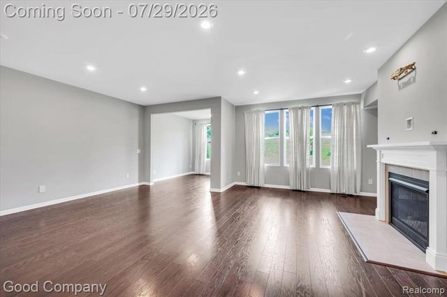 4685 Broomfield Way, Lake Orion, MI 48359
